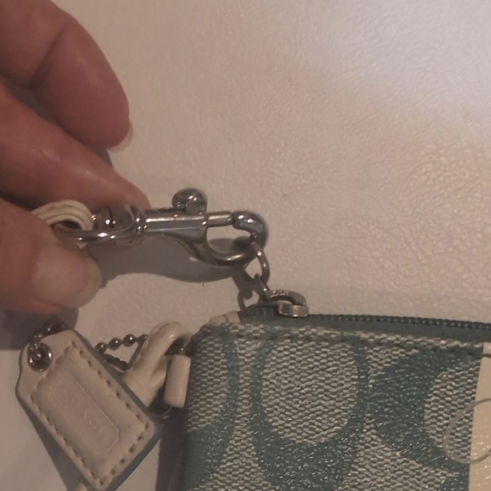 Coach Teal and Cream Signature Wristlet - Picture 3 of 8